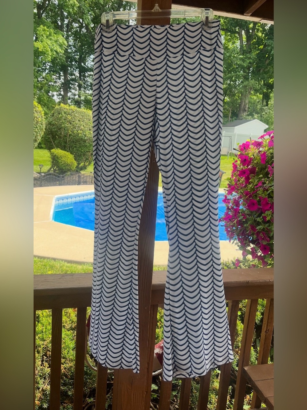 Lesley Evers Navy White Geometric Print Pull On Flare Pants Size Small Retro Mod
